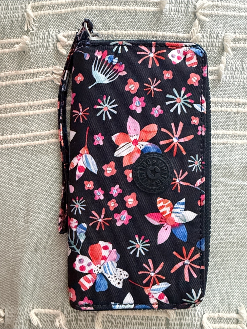 Kipling Black Floral Zip Wristlet Wallet